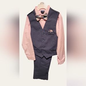 🆕️ Nautica Boys 4 piece Vest Set NWT